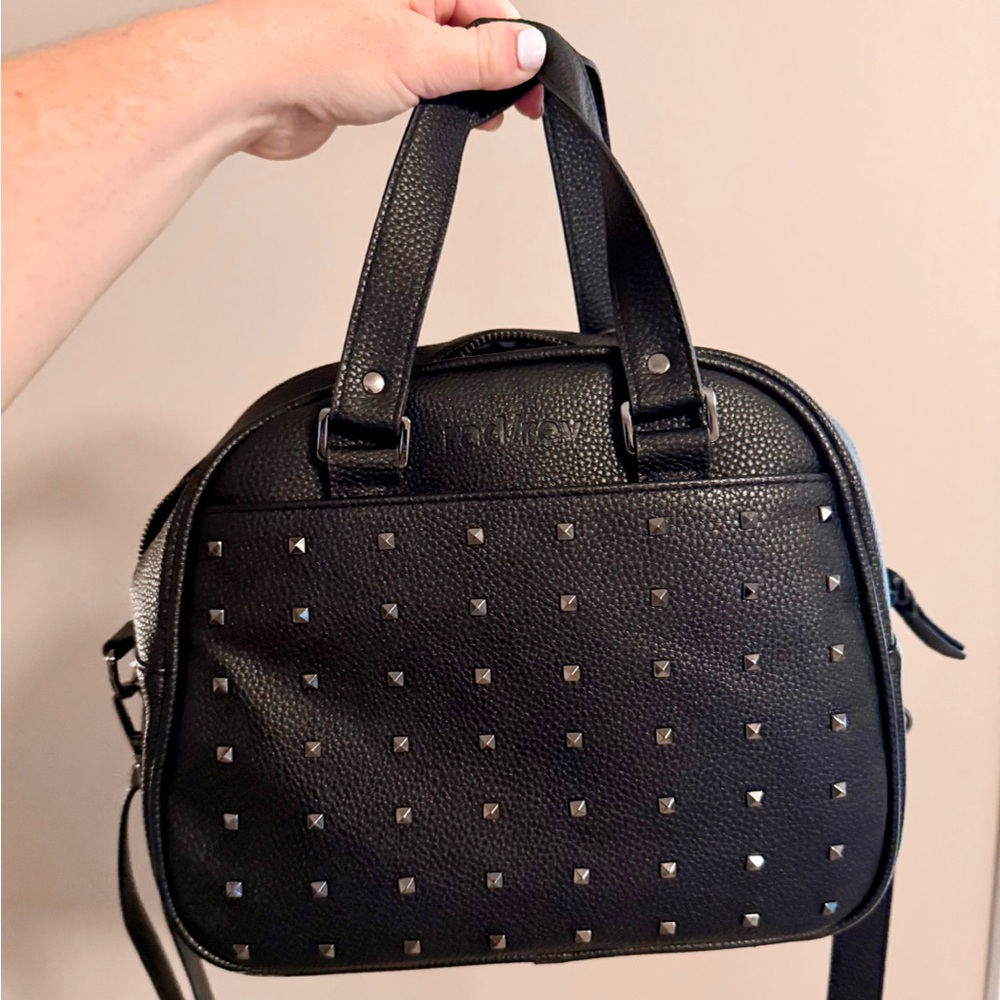 Rad Rev OG Crossbody in PEBBLE BLACK